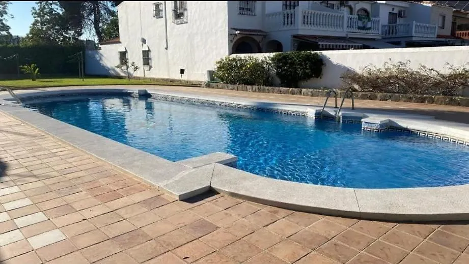 Fantastico Apartamento Con Piscina Comunitaria Junto Al Mar En Màlaga